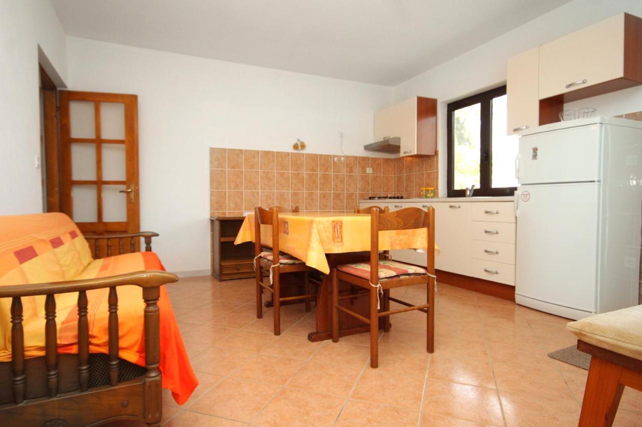 Seaside Apartments With A Swimming Pool Kneza, Korcula - 9269 Račišće エクステリア 写真